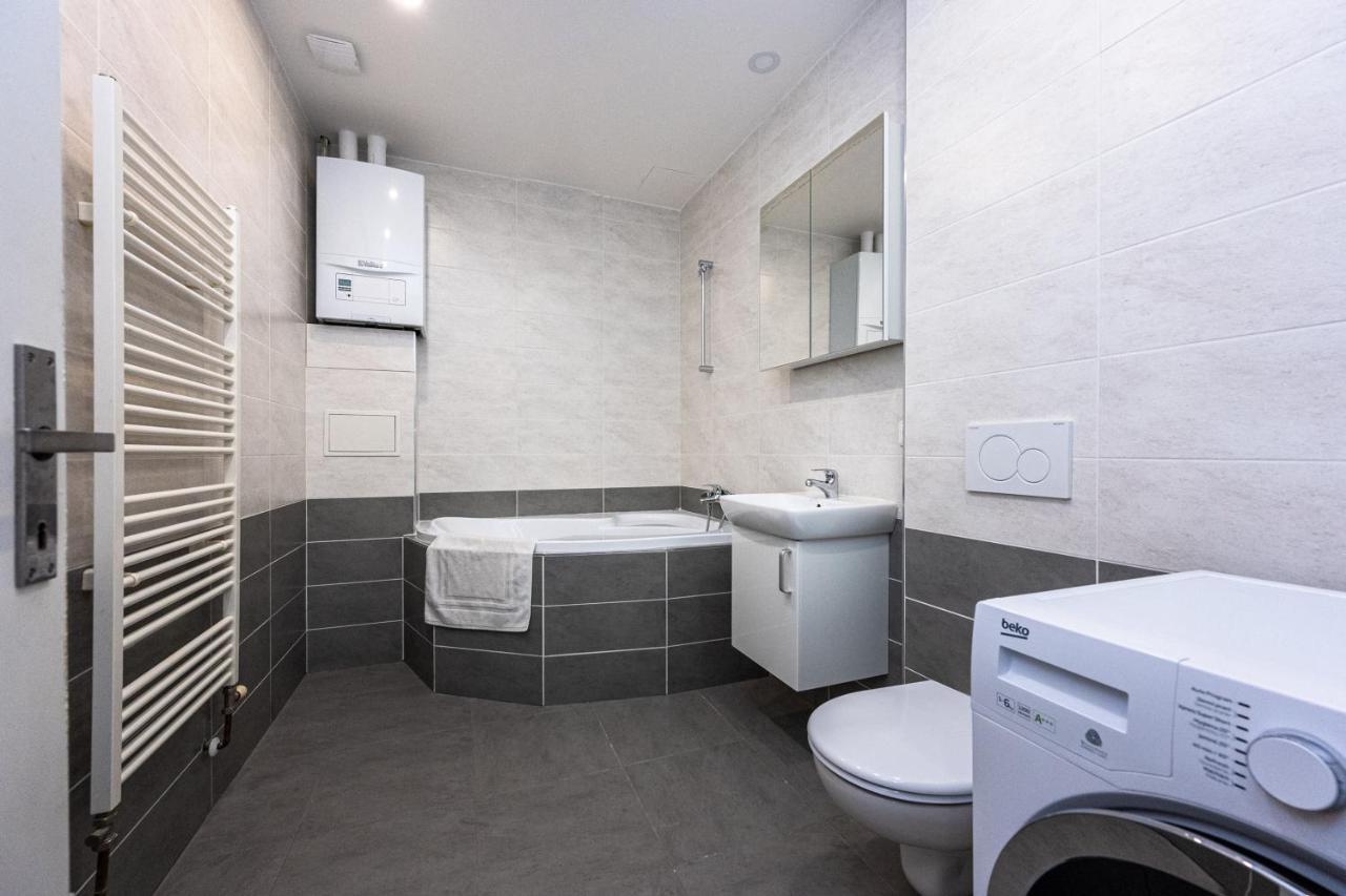 Apartment Americka 8 Prague Exterior photo